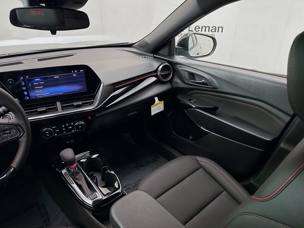 New 2026 Chevrolet Trax RS w/ Driver Confidence Package FWD image 24