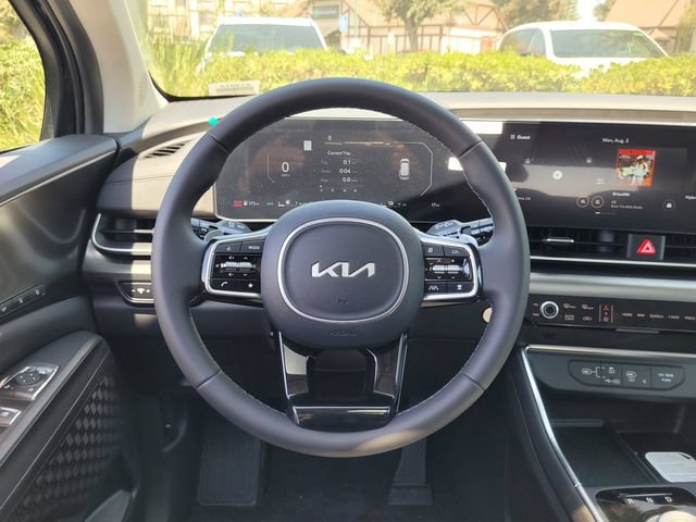 New 2026 Kia Carnival SX FWD image 12