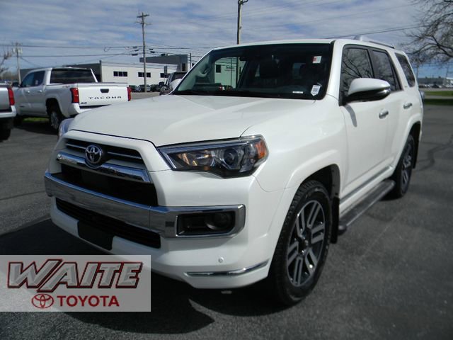 Used 2023 Toyota 4Runner Limited AWD/4WD image 5