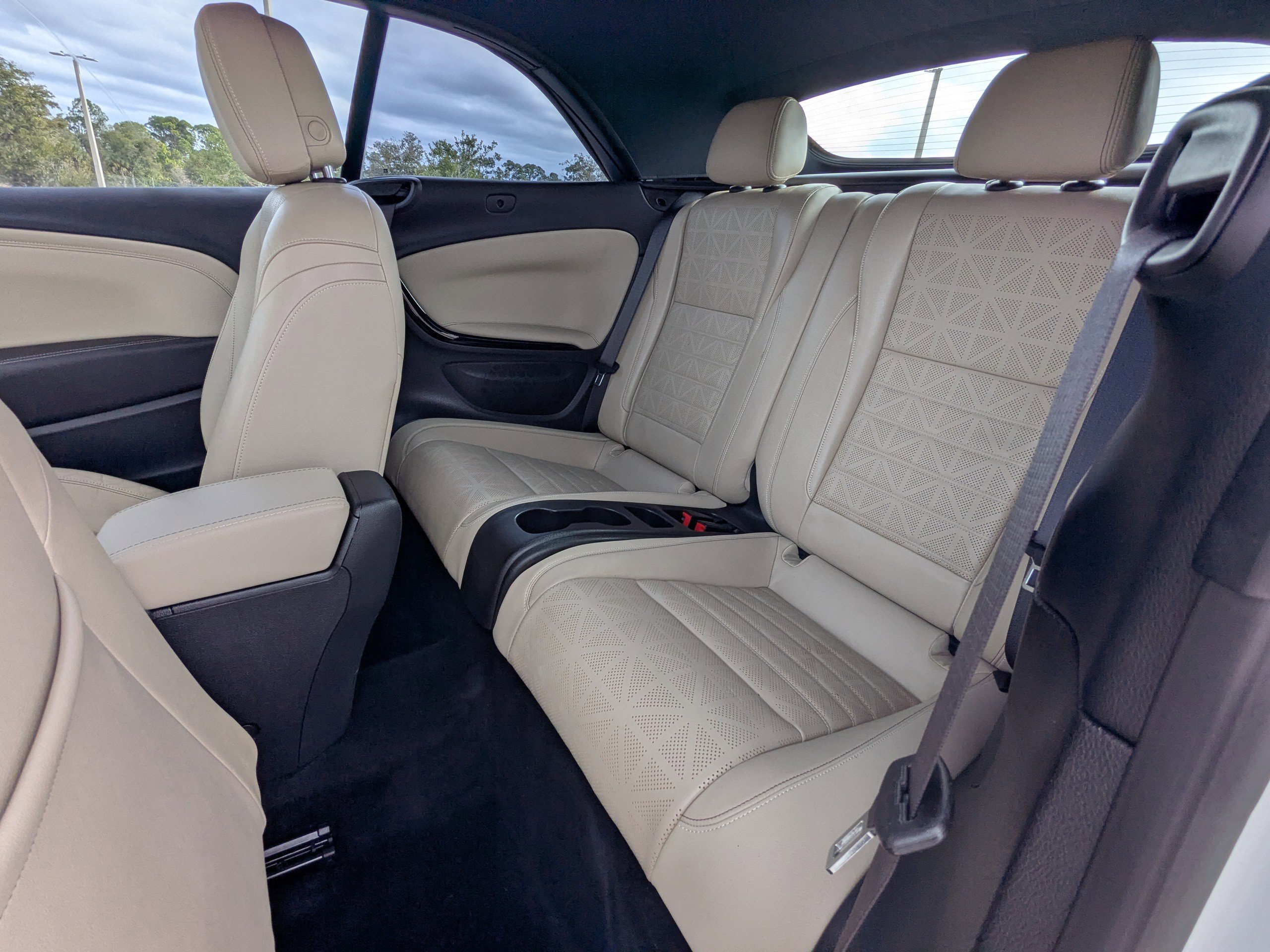 Used 2018 Buick Cascada Premium image 15