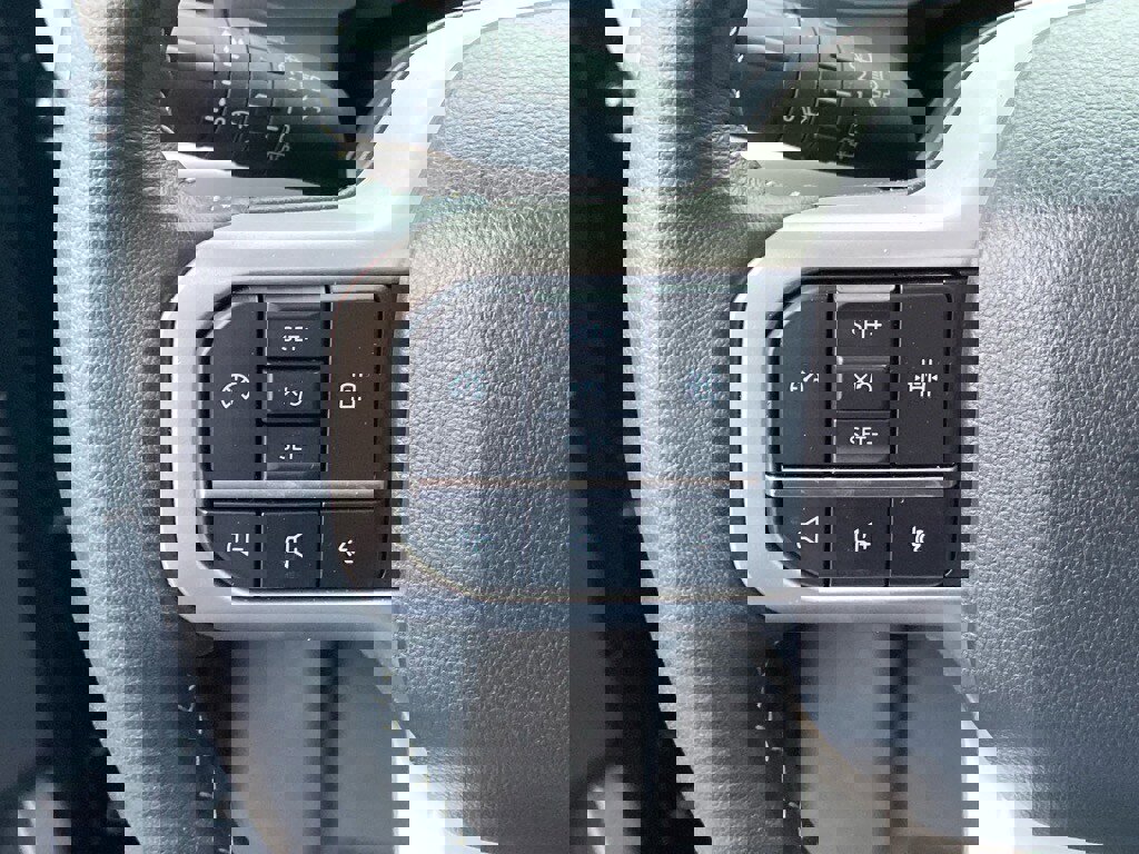 Used 2024 Ford Expedition XLT image 20