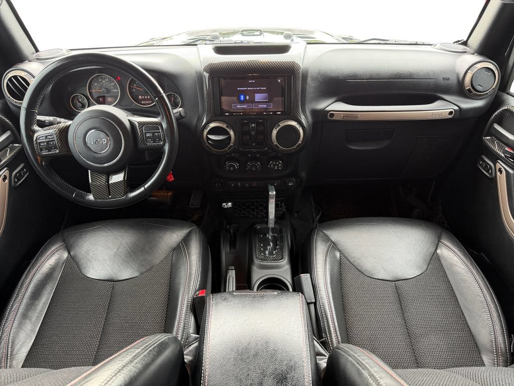 Used 2017 Jeep Wrangler Unlimited Sahara AWD/4WD image 12