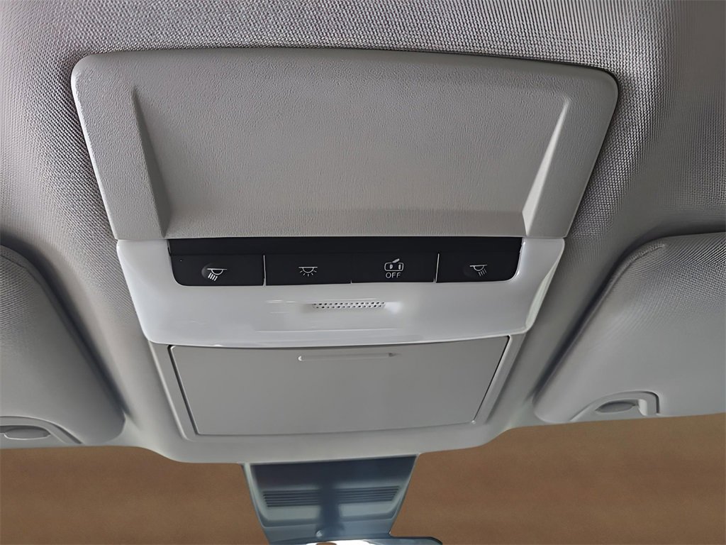 Used 2024 Nissan Altima 2.5 SV image 29