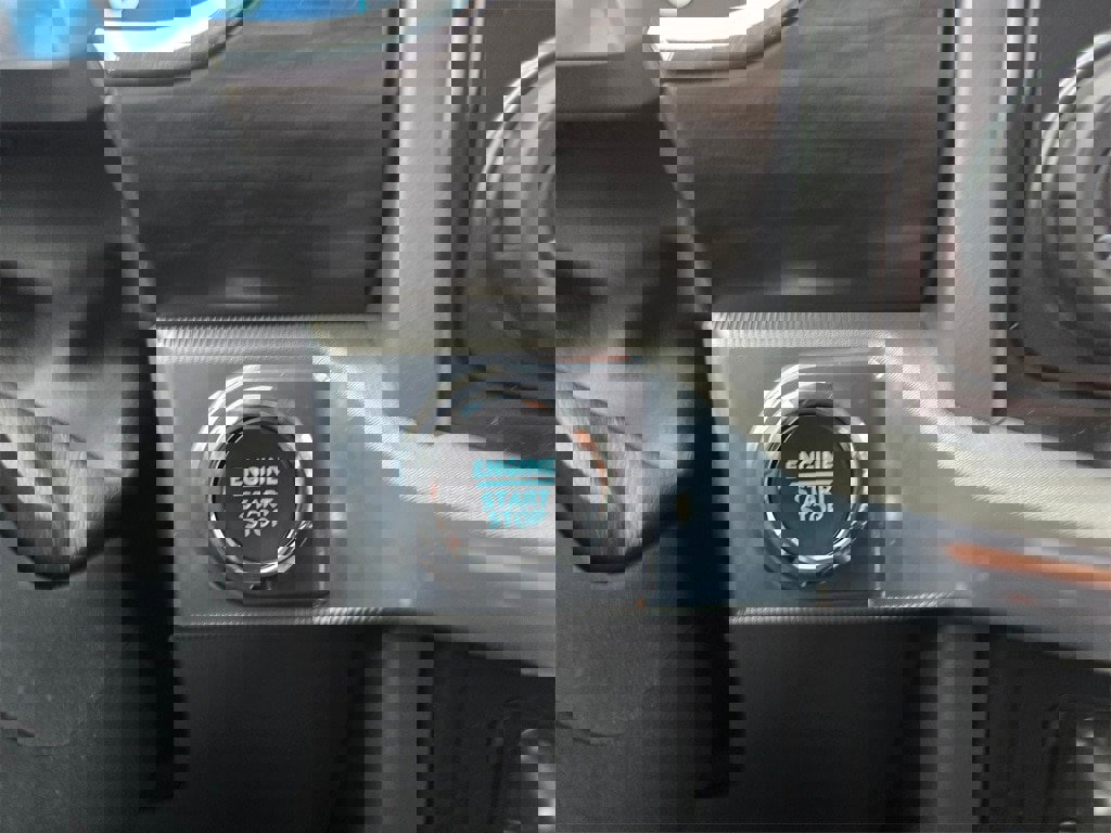 New 2025 Ford F150 Lariat w/ Equipment Group 501A Mid image 19