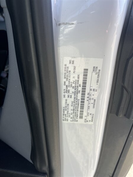 Used 2019 Ford Transit 150 XL RWD image 8