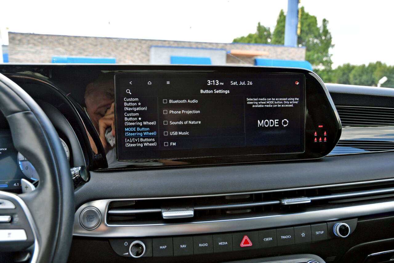 Used 2024 Hyundai Palisade Calligraphy image 23