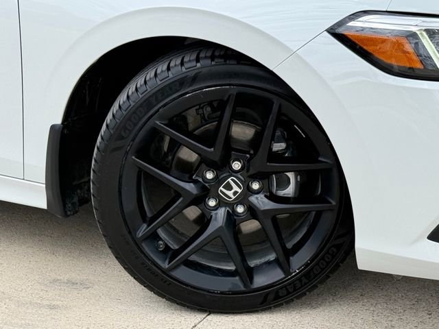 Used 2022 Honda Civic Sport image 2