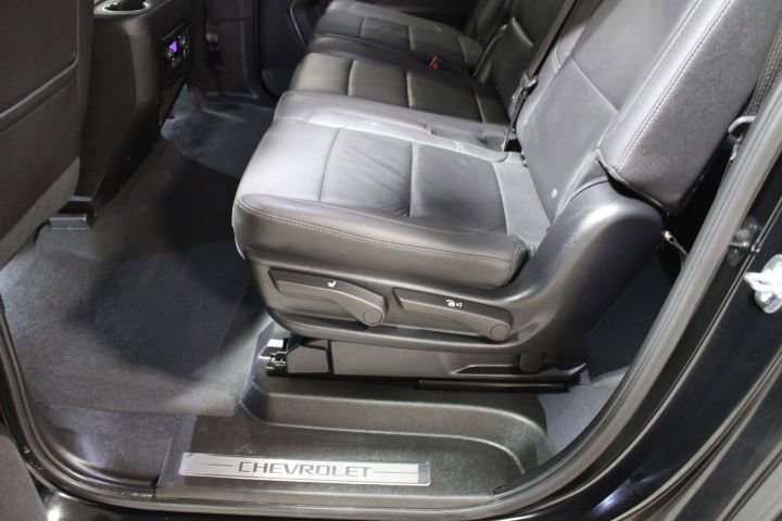 Certified 2025 Chevrolet Suburban Z71 image 62