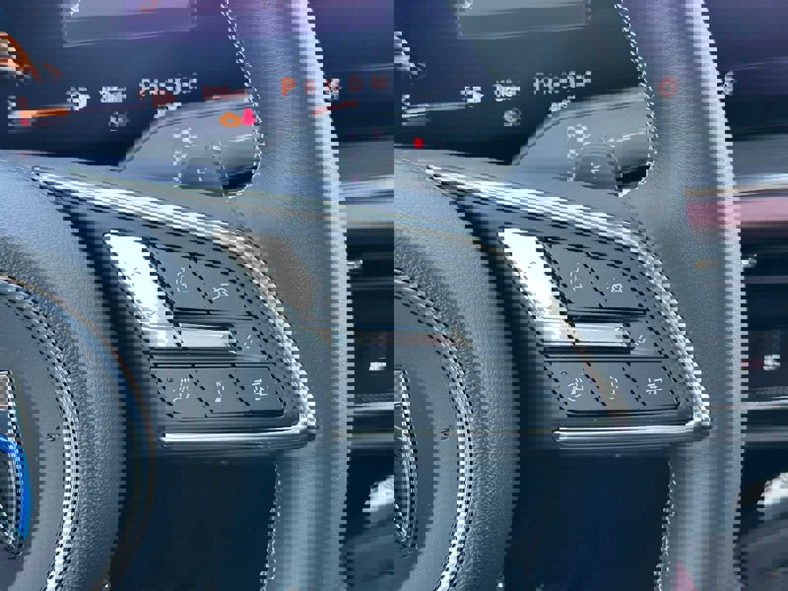 New 2025 Buick Envision Sport Touring image 34