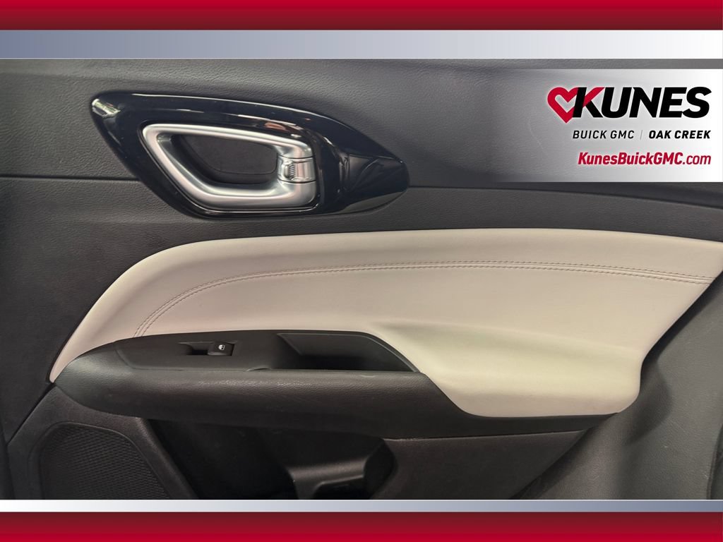 Used 2025 Jeep Compass Limited AWD/4WD image 33