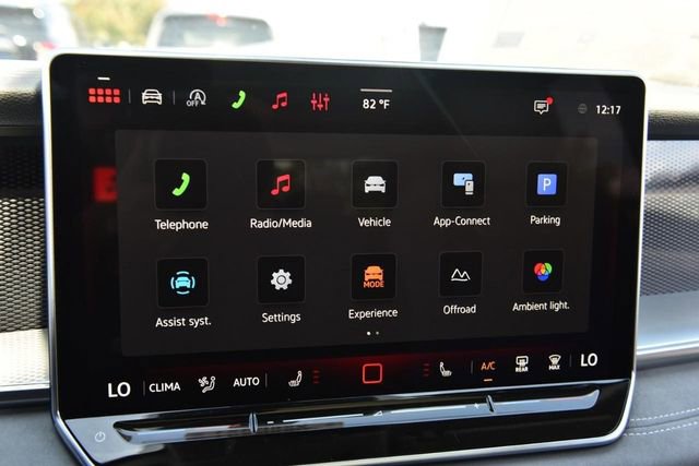 New 2026 Volkswagen Tiguan SE AWD/4WD image 15