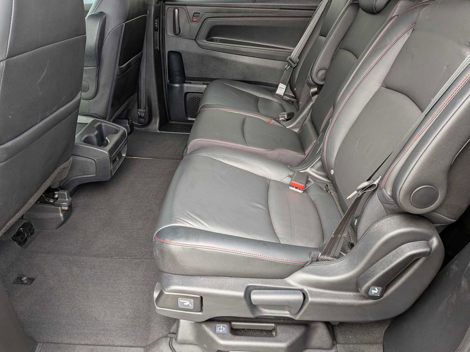 Used 2024 Honda Odyssey Sport image 18