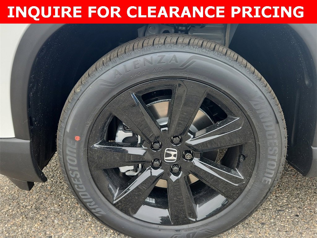 New 2025 Honda Pilot Black Edition image 6