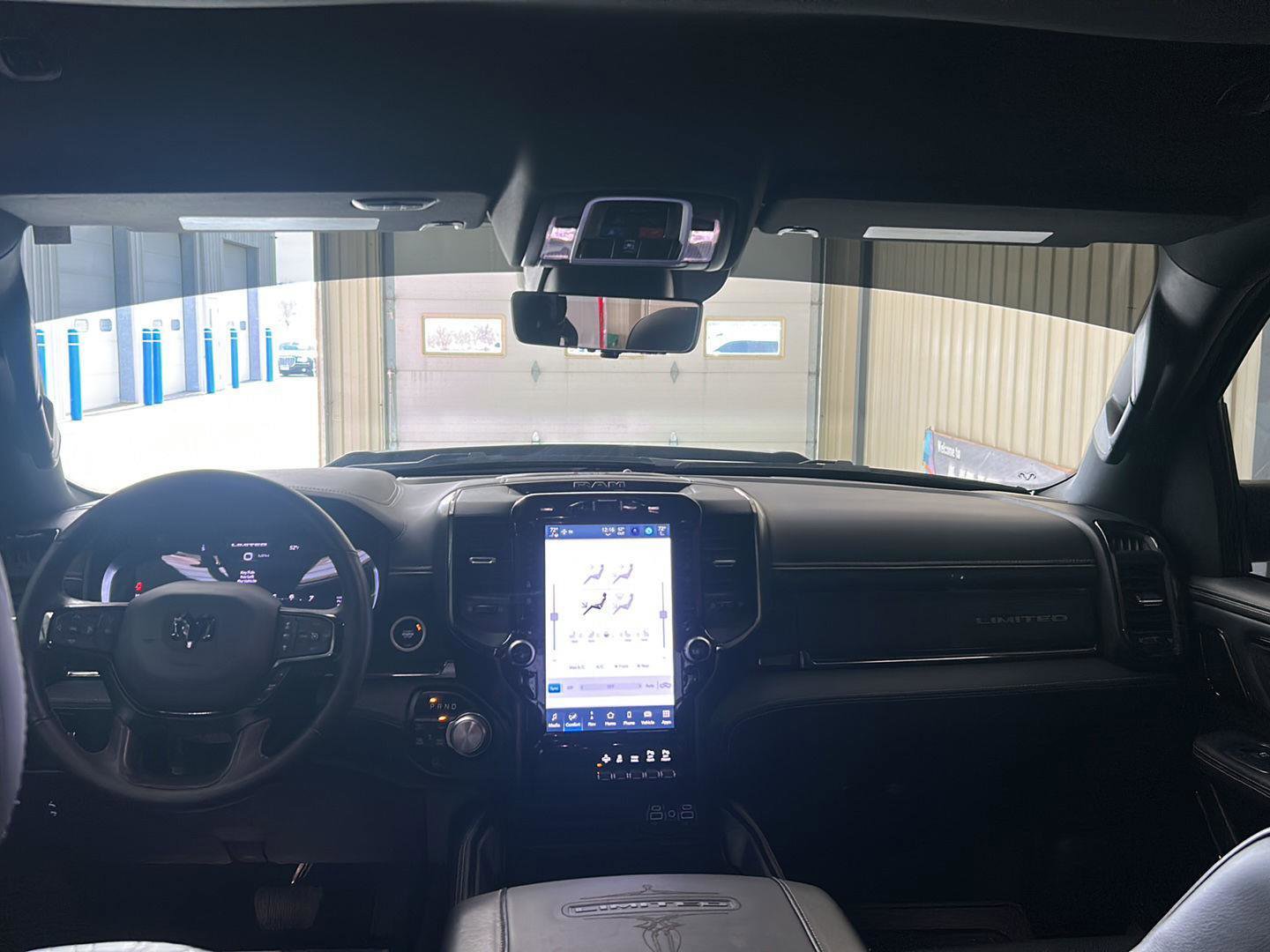 Used 2024 RAM 1500 Limited image 24