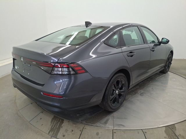 New 2025 Honda Accord SE image 7