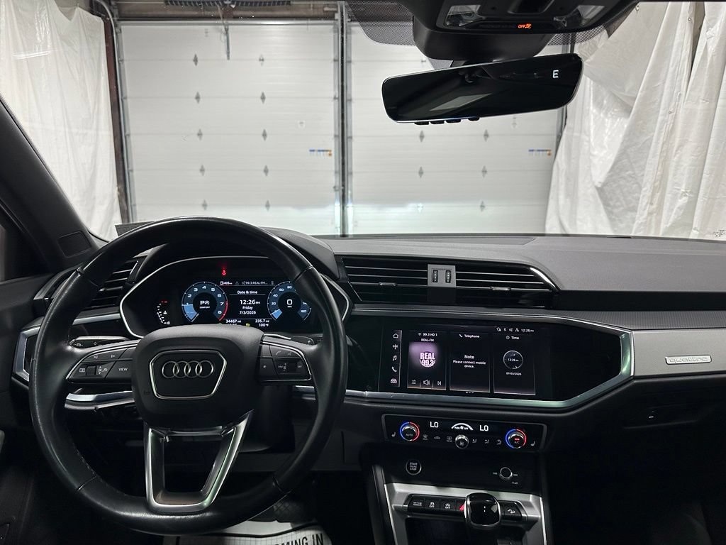 Used 2024 Audi Q3 2.0T Premium AWD/4WD image 16