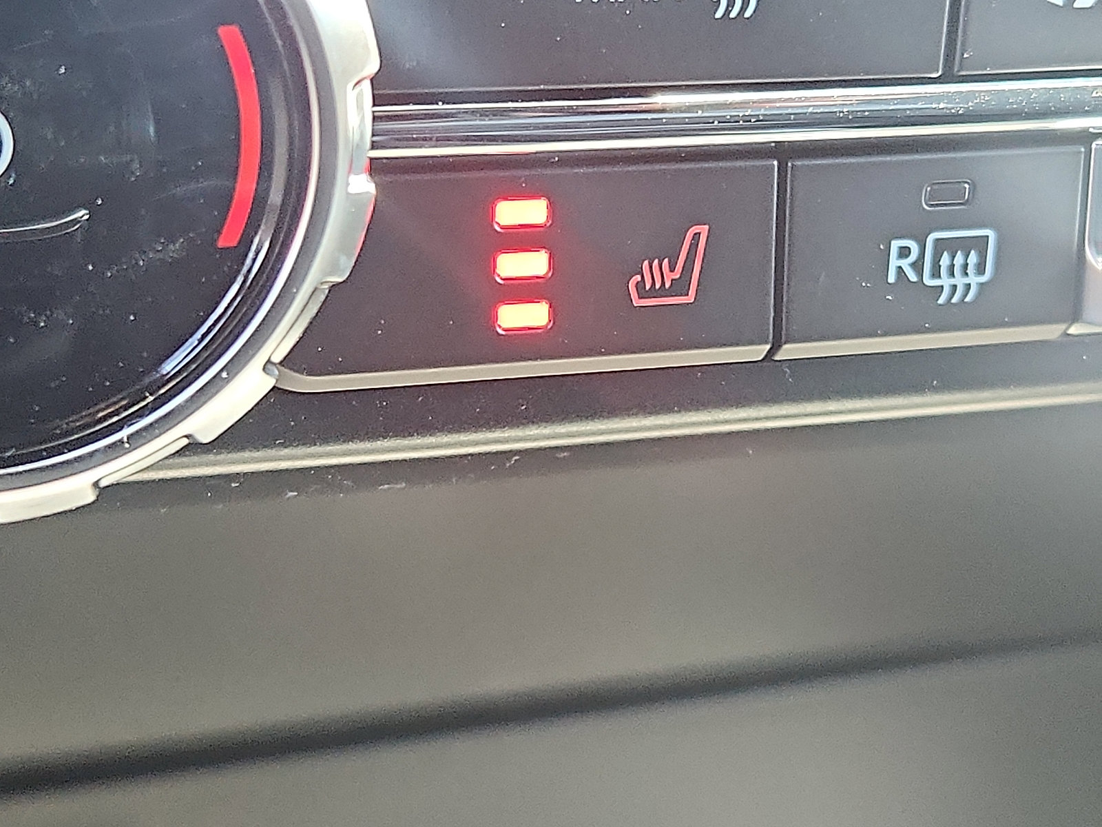 New 2025 Ford F150 XLT w/ Equipment Group 302A MID image 15