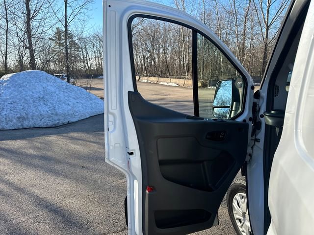 Used 2024 Ford Transit 250 Low Roof w/ Exterior Upgrade Package image 15