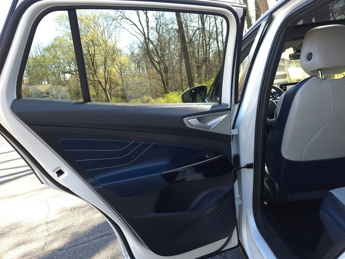 Used 2024 Volkswagen ID.4 S RWD image 24