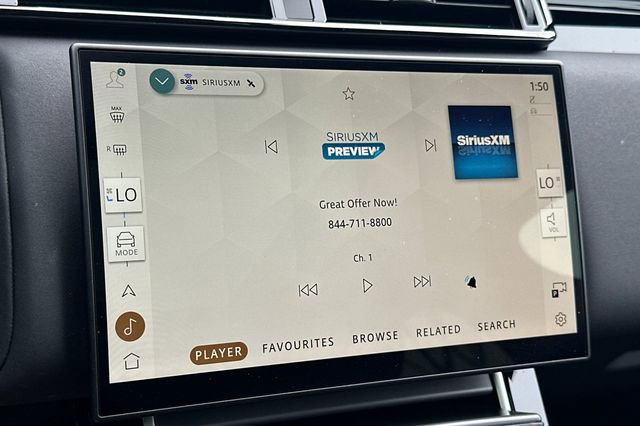 Certified 2025 Land Rover Range Rover Velar Dynamic SE AWD/4WD image 16