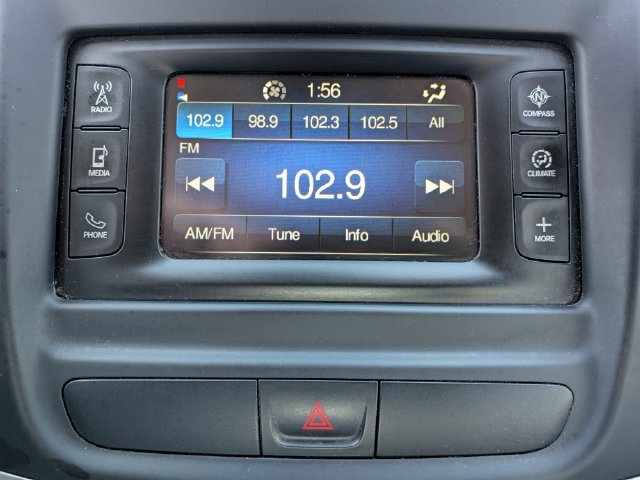Used 2015 Chrysler 200 Limited FWD image 22
