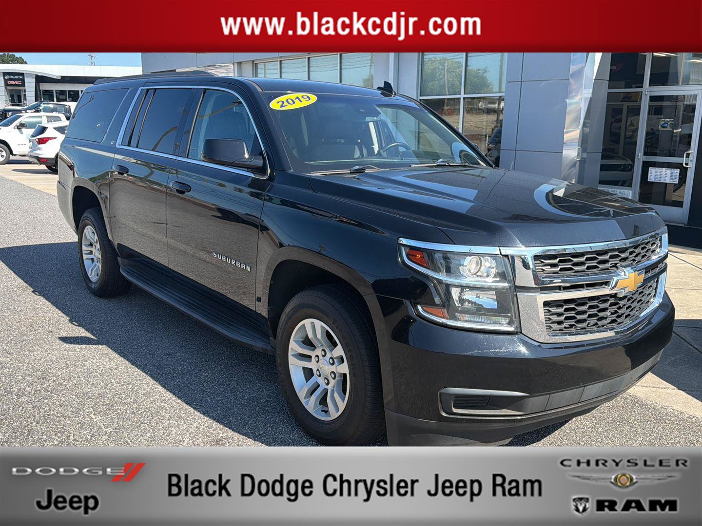 Used 2019 Chevrolet Suburban LT AWD/4WD image 1