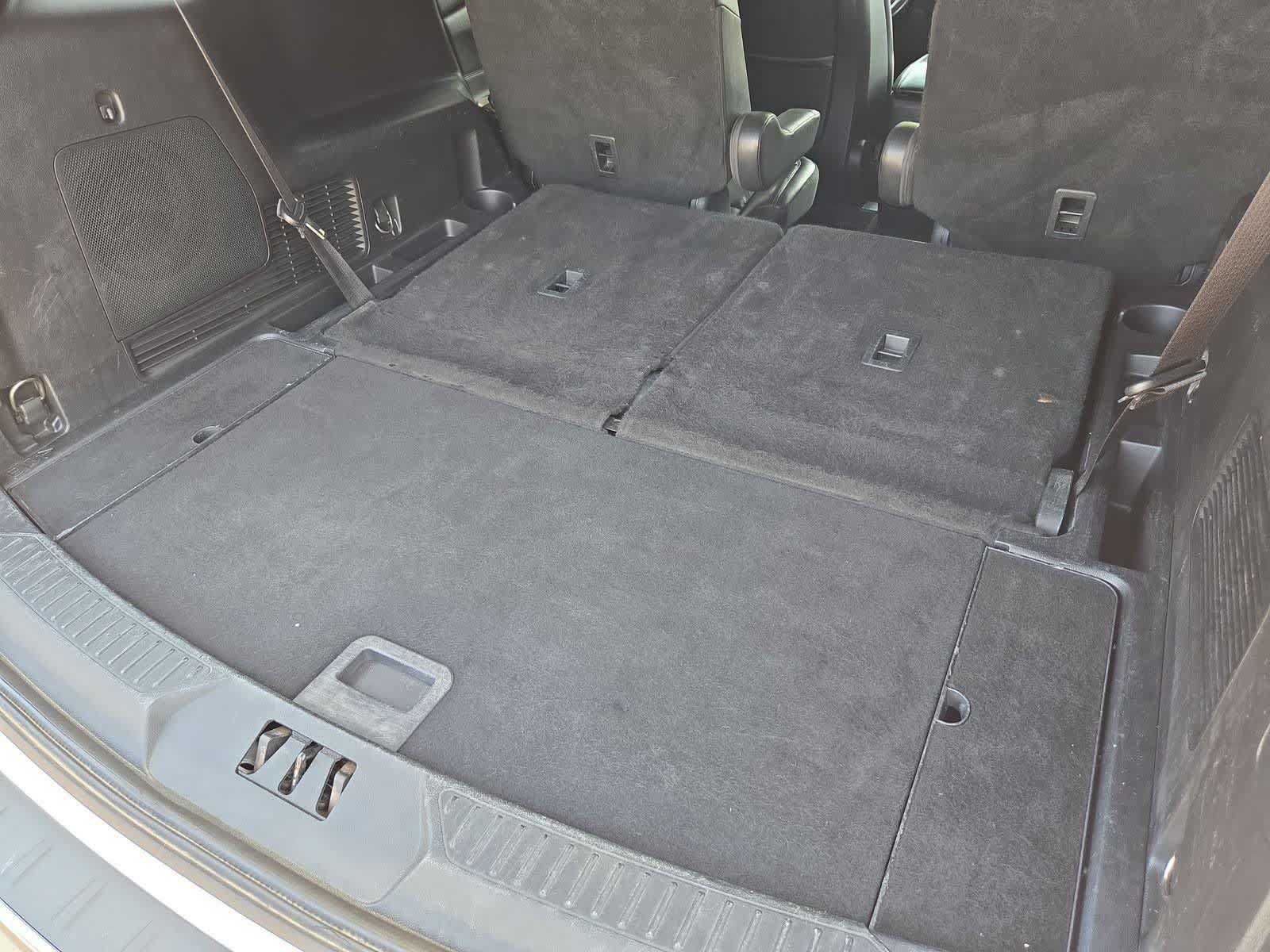Used 2020 Ford Explorer Limited RWD image 33