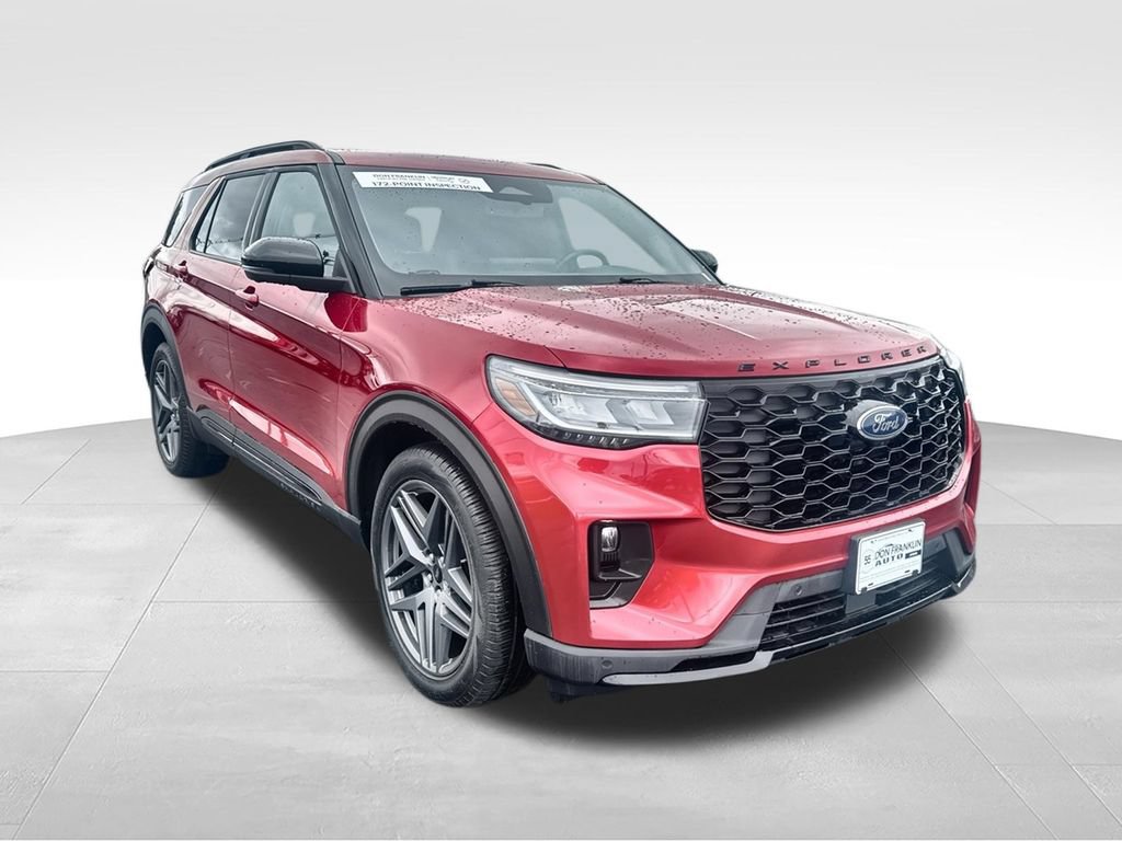 Used 2025 Ford Explorer ST AWD/4WD image 2