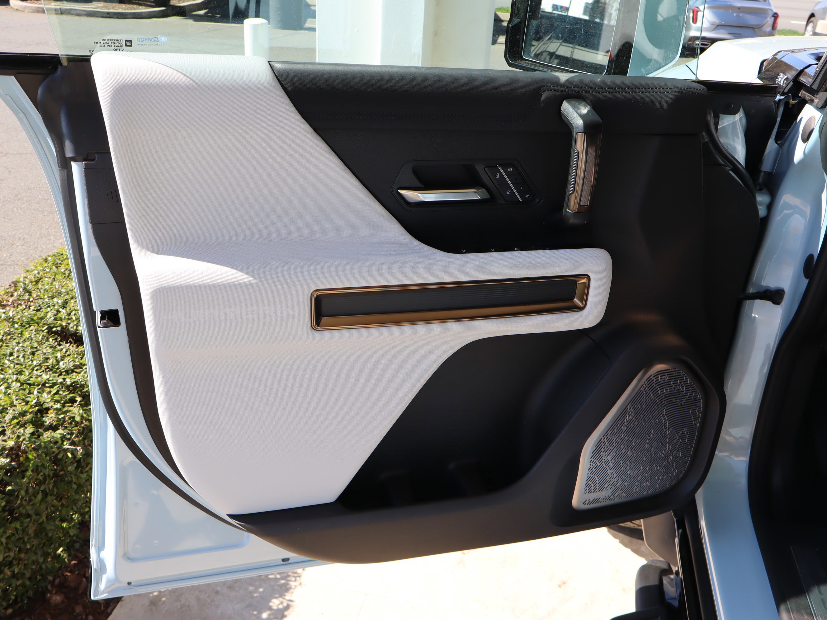 Certified 2024 GMC Hummer EV 3X w/ Extreme Off-Road Package image 19