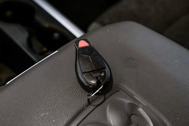 Used 2018 RAM 1500 Lone Star image 63