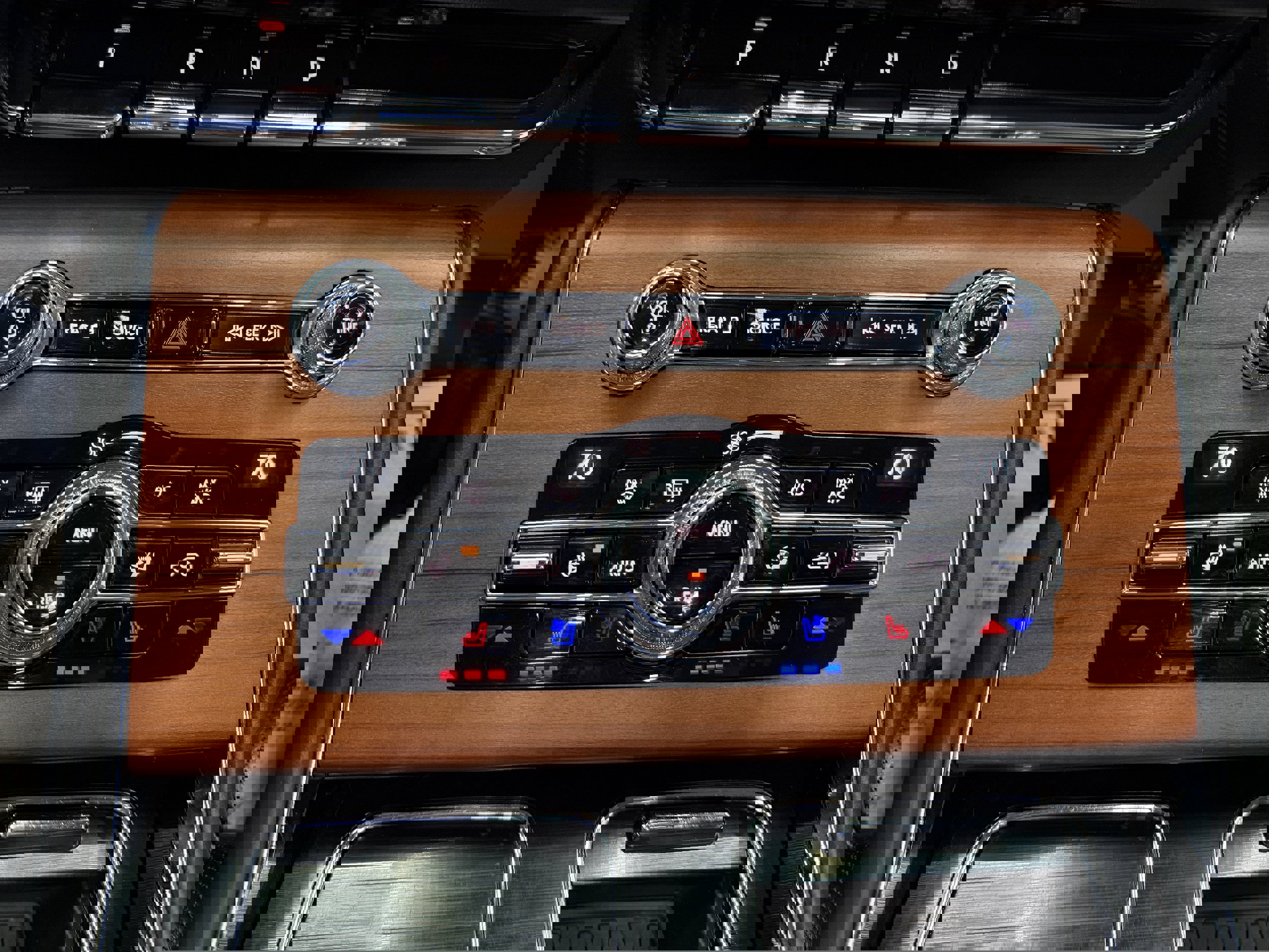 Used 2020 Lincoln Aviator Reserve w/ Equipment Group 201A image 19