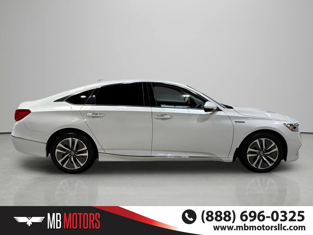 Used 2020 Honda Accord Touring image 3