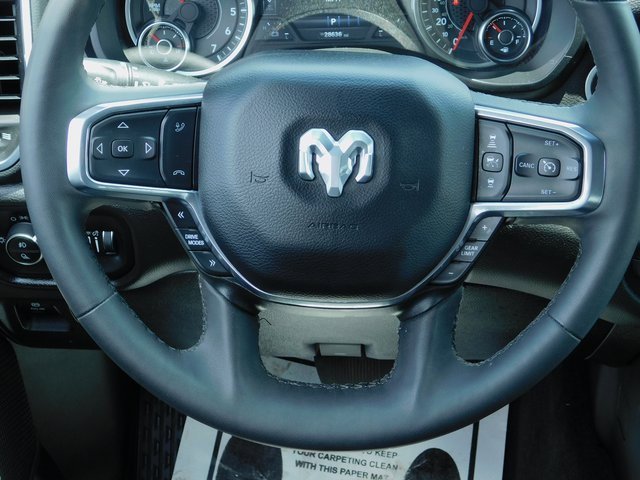 Used 2025 RAM 1500 Laramie image 15