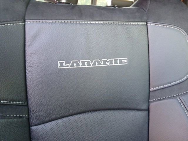 New 2026 RAM 3500 Laramie AWD/4WD image 36