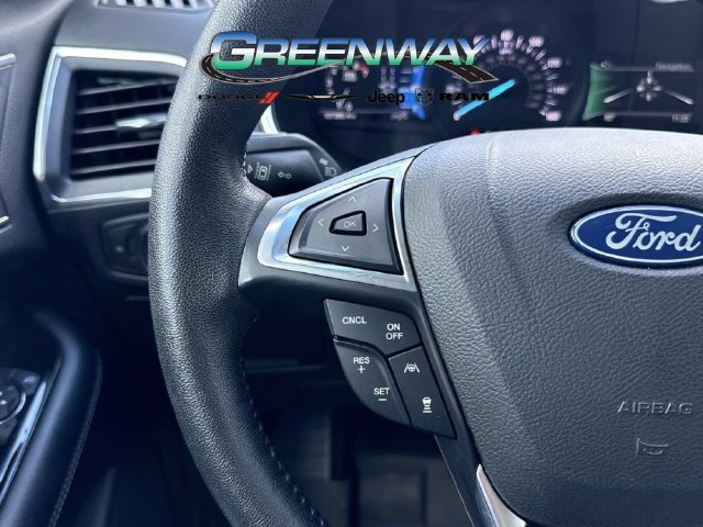 Used 2019 Ford Edge Titanium FWD image 30