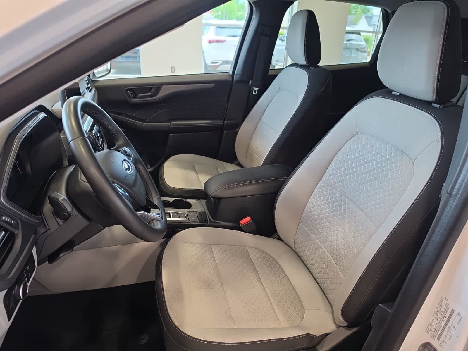 Used 2023 Ford Escape Active FWD image 14