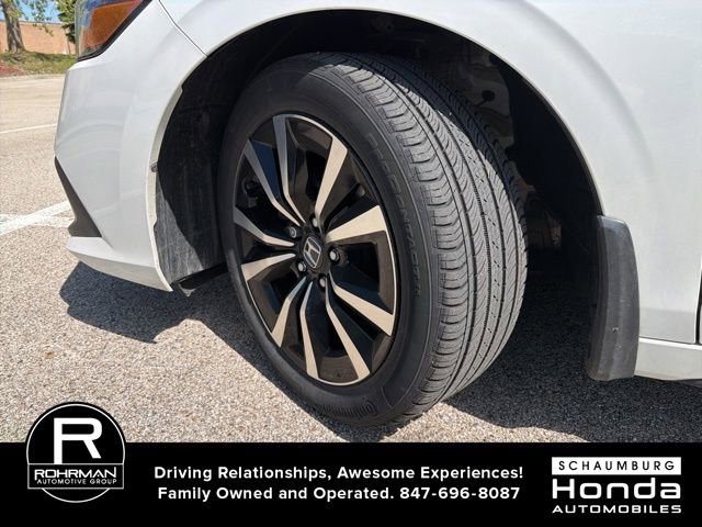 Used 2024 Honda Civic EX-L image 6