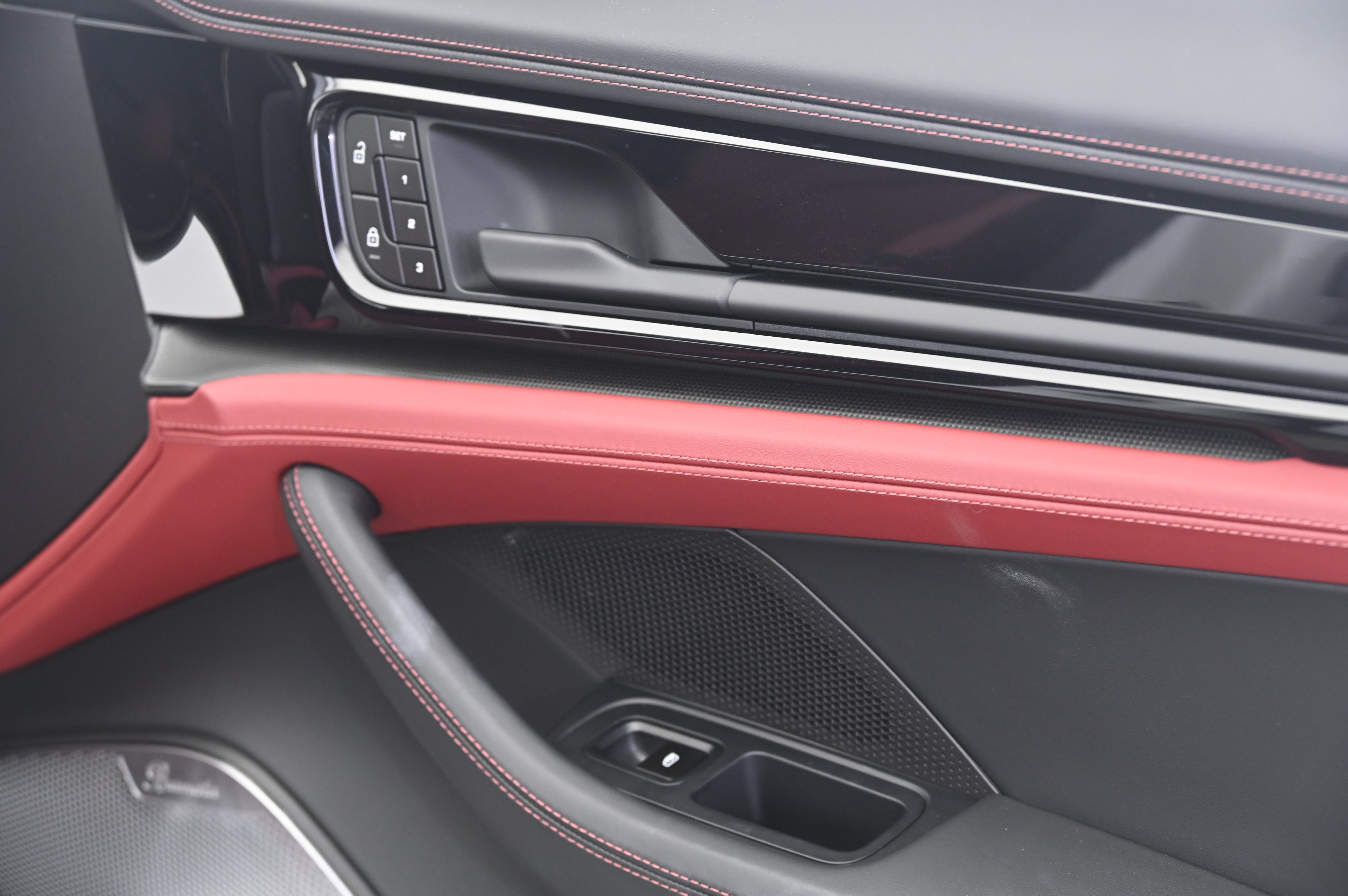 Certified 2026 Porsche Panamera Turbo S AWD/4WD image 21