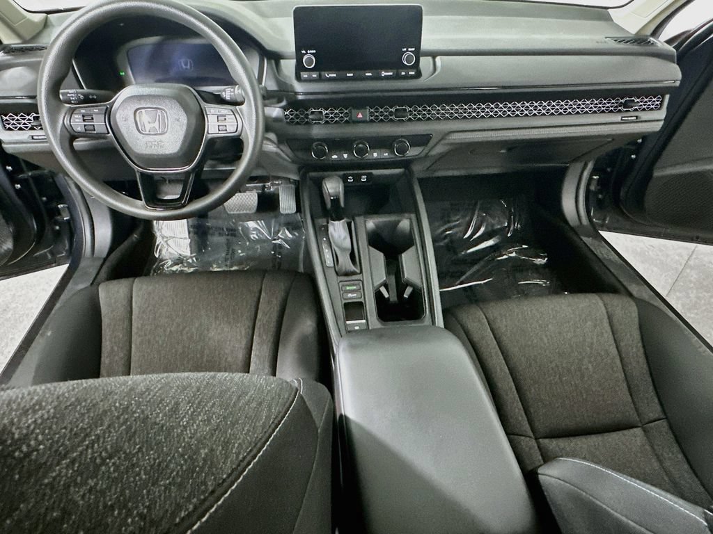Used 2025 Honda Accord LX image 16