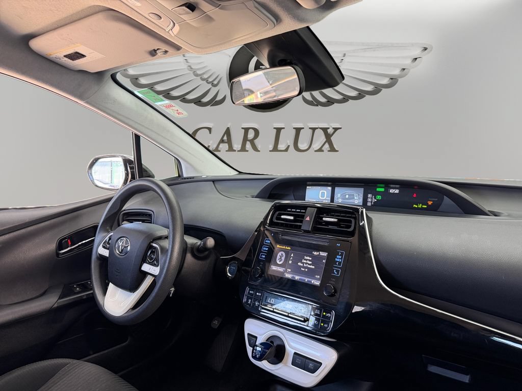 Used 2018 Toyota Prius Two w/ Prius Two Safety Plus Package FWD image 17