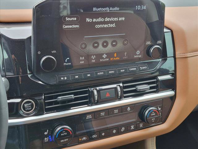 Used 2024 Nissan Pathfinder Platinum AWD/4WD image 13