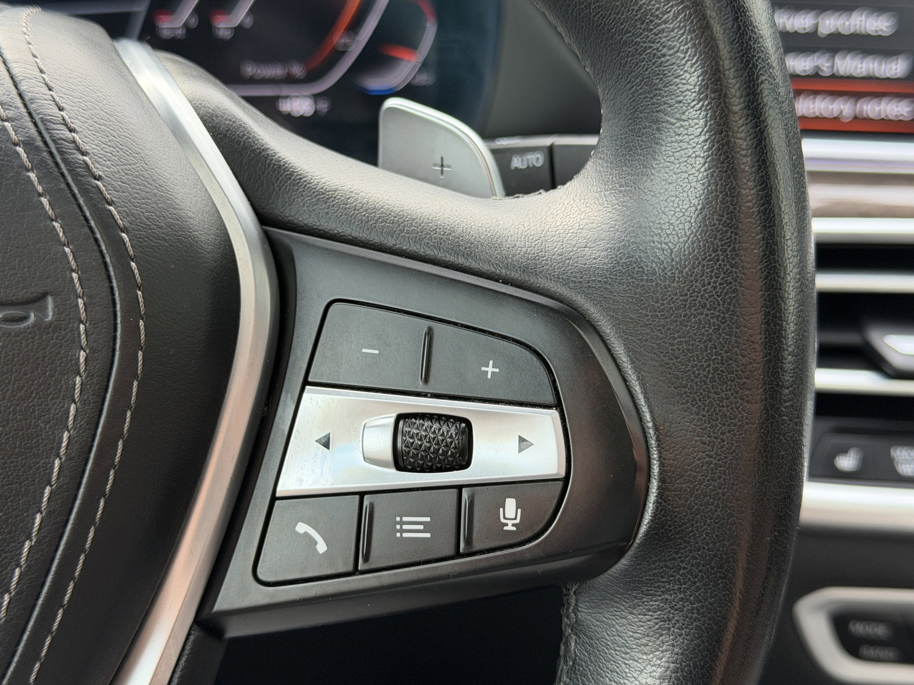 Used 2022 BMW X5 xDrive40i w/ Premium Package AWD/4WD image 31