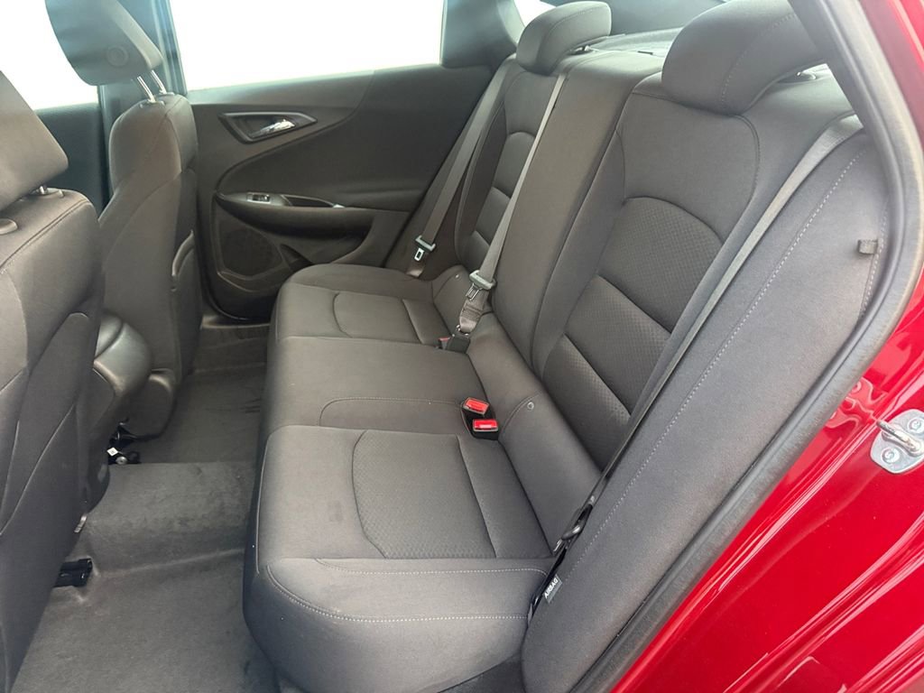 Certified 2025 Chevrolet Malibu RS image 16