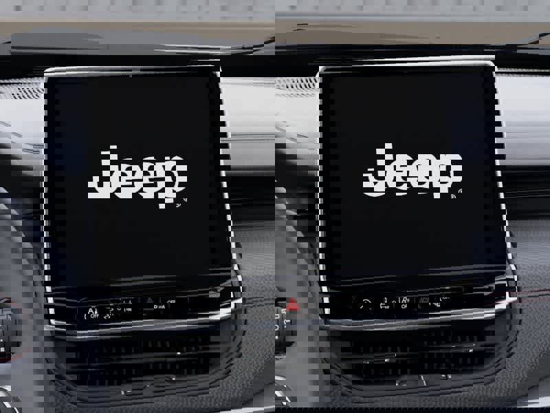 New 2026 Jeep Compass Trailhawk image 18