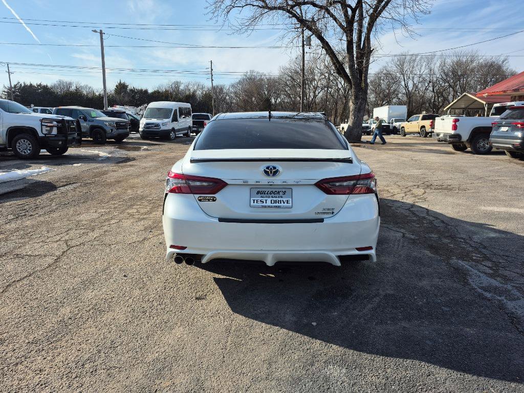 Used 2022 Toyota Camry XSE image 5