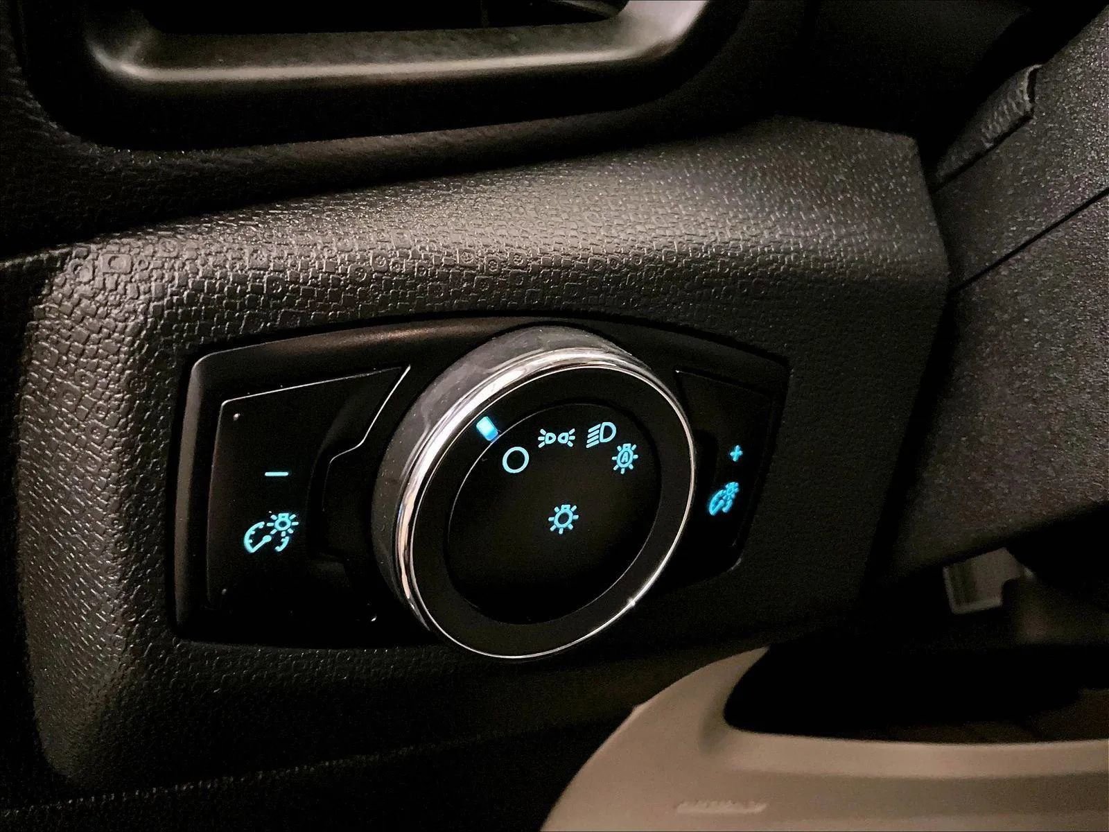 Used 2022 Ford EcoSport S AWD/4WD image 30