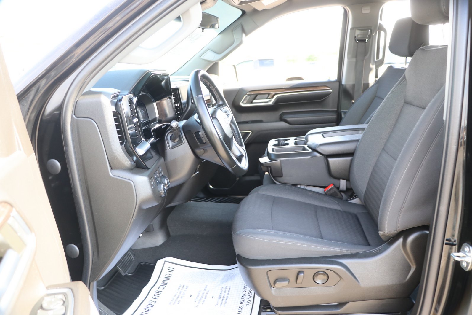 Used 2023 Chevrolet Silverado 1500 RST w/ Z71 Off-Road Package AWD/4WD image 13