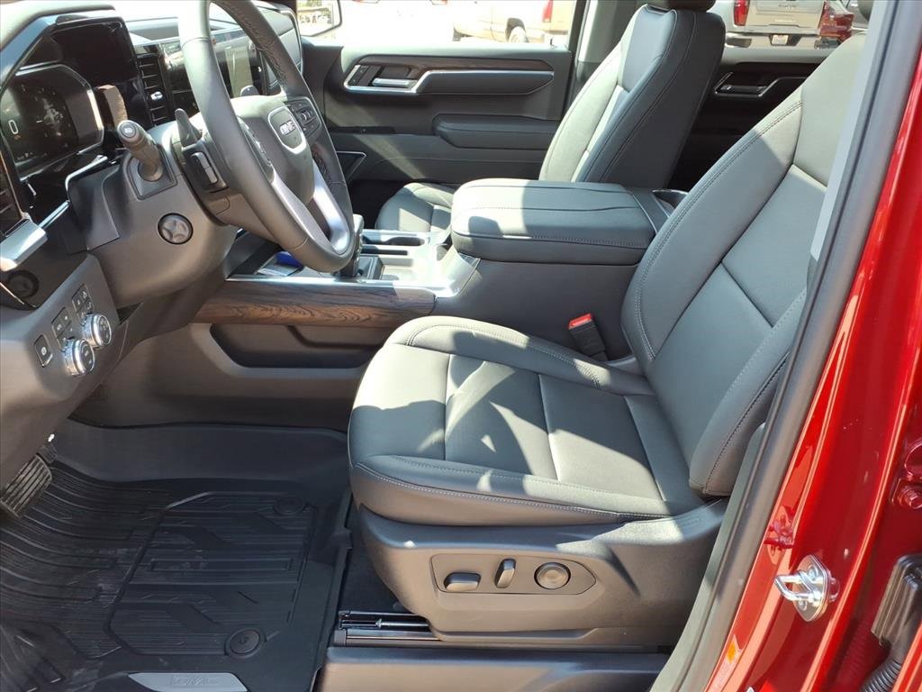 New 2026 GMC Sierra 1500 SLT image 14
