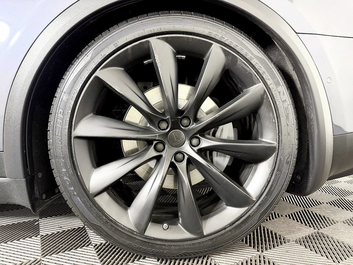 Used 2018 Tesla Model X 100D AWD/4WD image 25