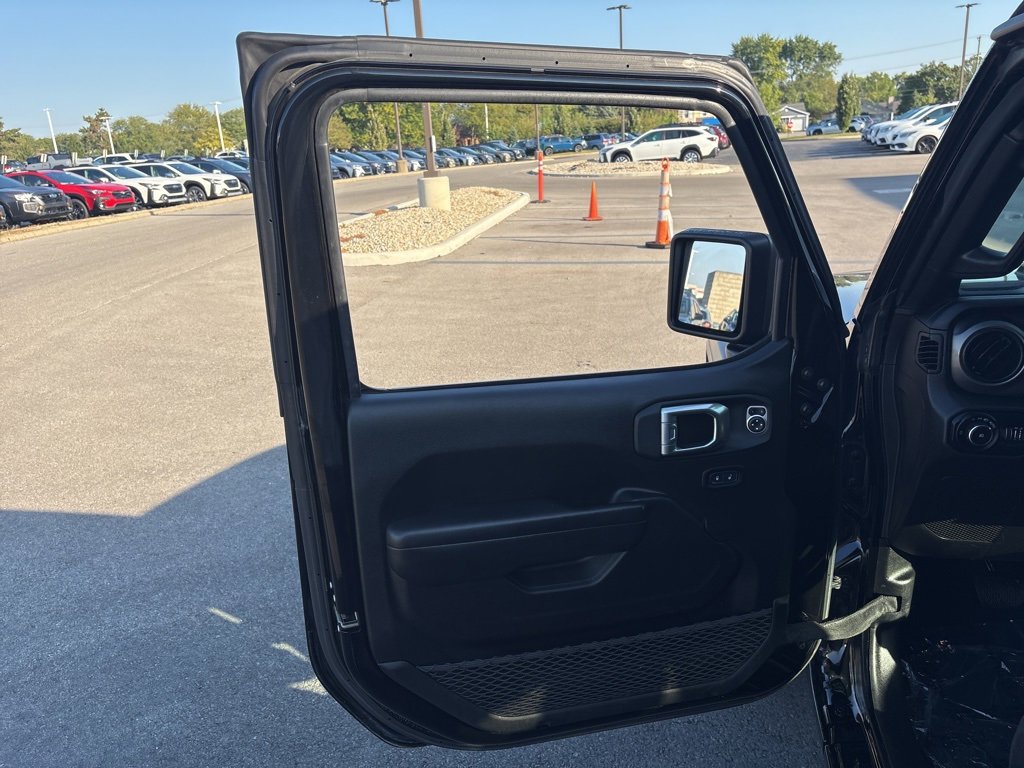 Used 2021 Jeep Wrangler Unlimited Sport image 20